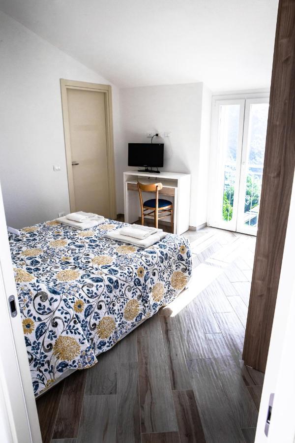 Ca' Rondine Apartment Castiglione Chiavarese ภายนอก รูปภาพ