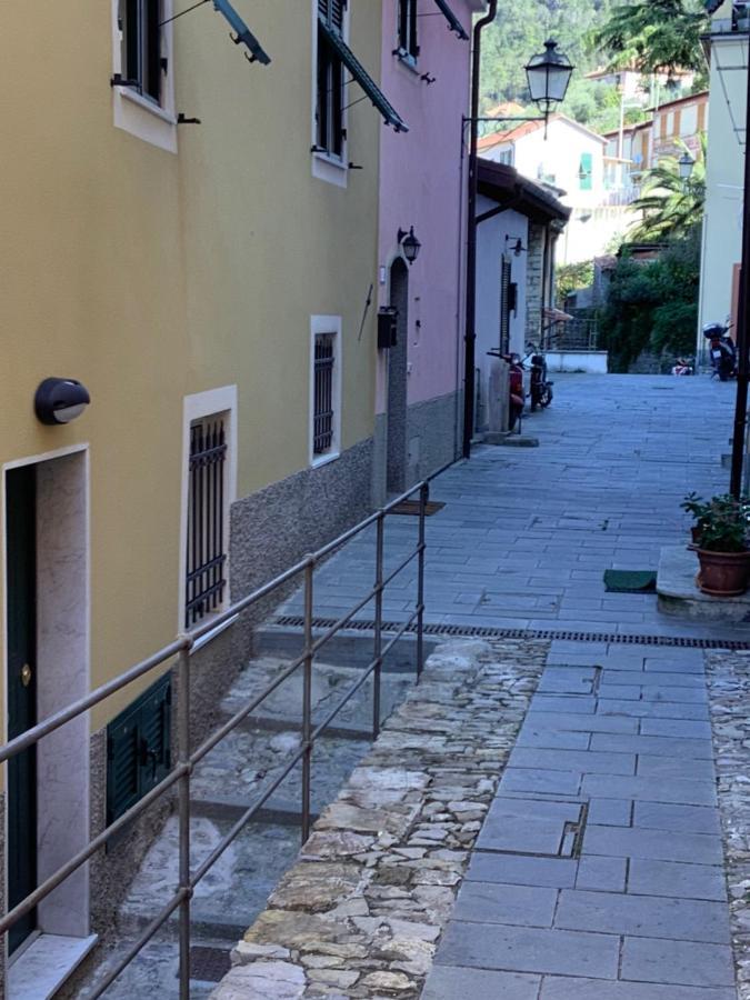 Ca' Rondine Apartment Castiglione Chiavarese ภายนอก รูปภาพ